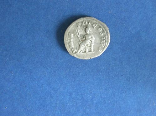 Gordian-II-Denarius-Fake?
