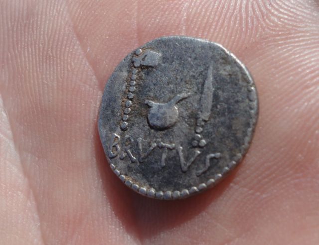 Did-I-Just-Buy-A-Genuine-Brutus-Denarius?