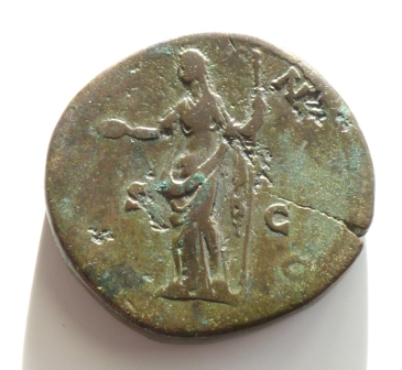 Big-Bronzes:-Sestertius-Of-Faustina-S.-And-Lucius-Verus