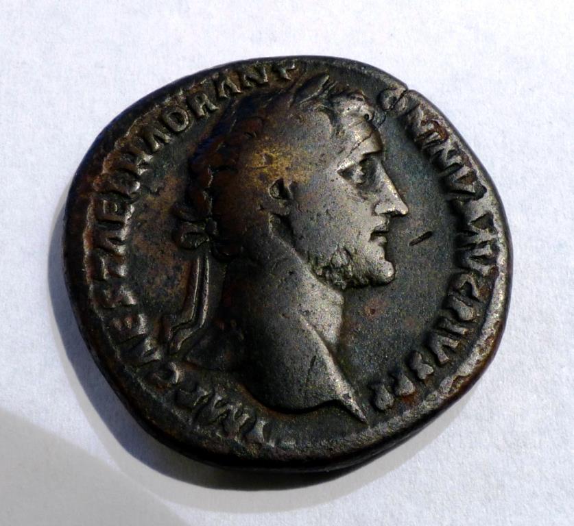 Sestertius-Antoninus-Pius,-Finally!