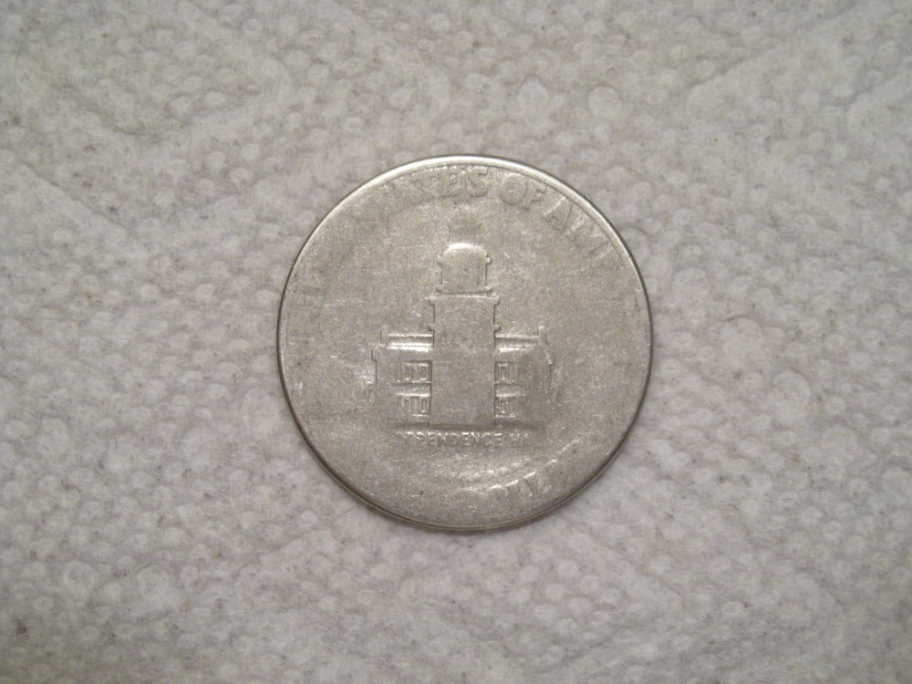 Very-Low-Grade-Bicentennial-Half-Dollar