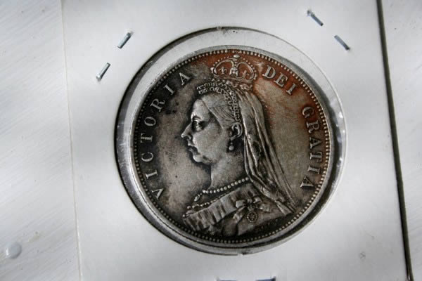 1887-Victoria-Halfcrown-Jubilee-Bust