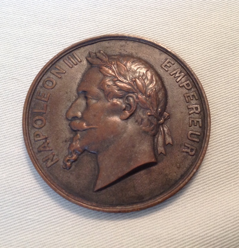Large-French-Cliche-Medal?