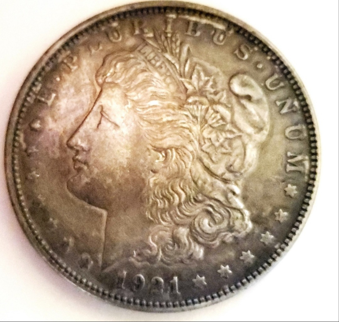 1921-Dollar-Coin-With-Strange-Hole