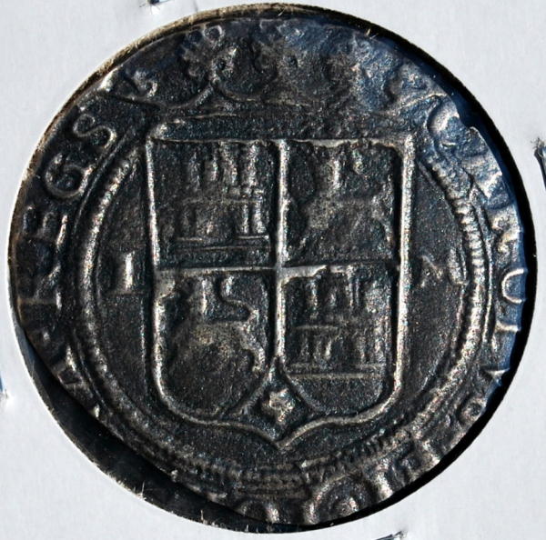 Odd-Looking-Reales