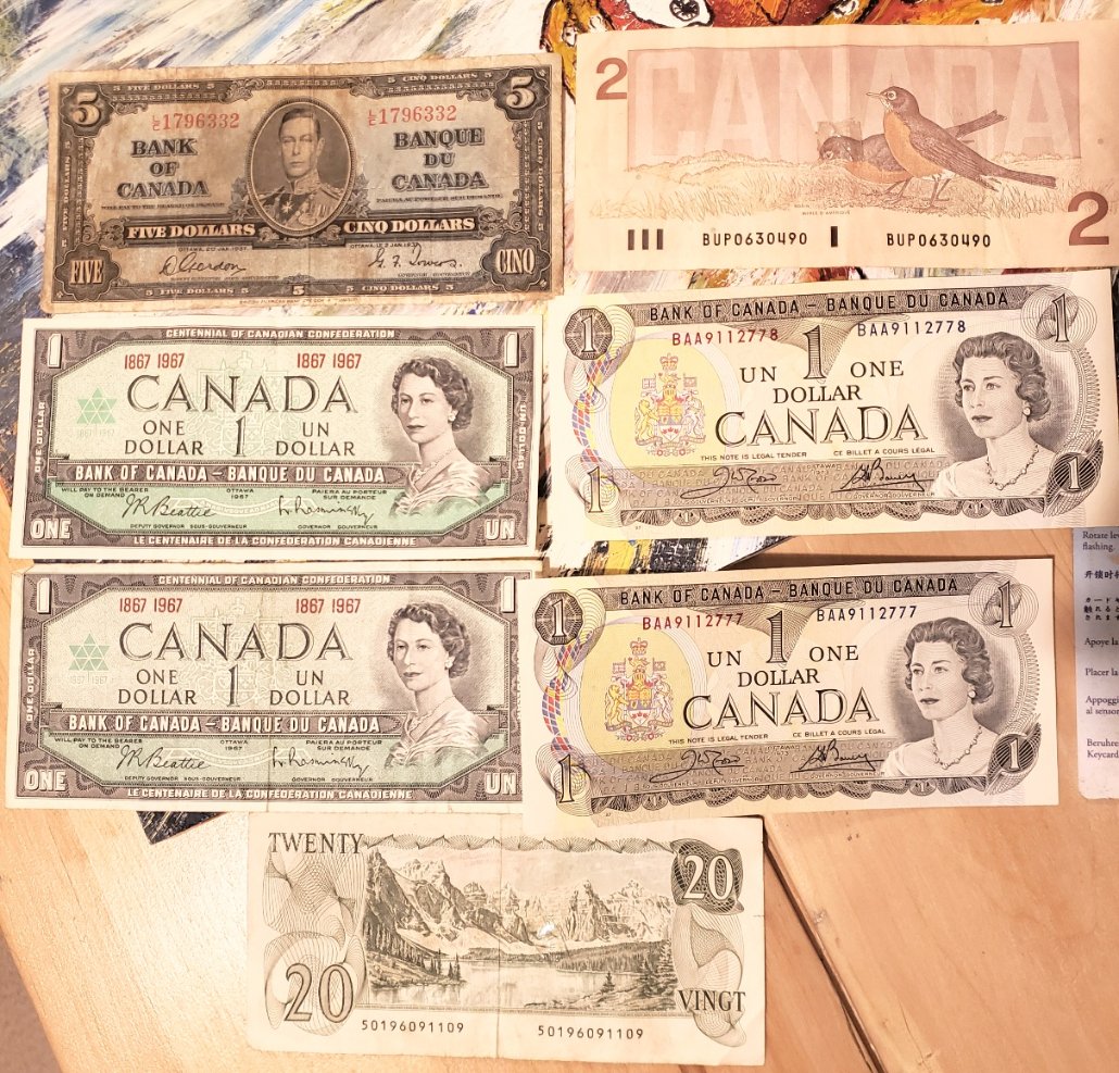 Are-These-Old-Bills-Worth-Any-Money?