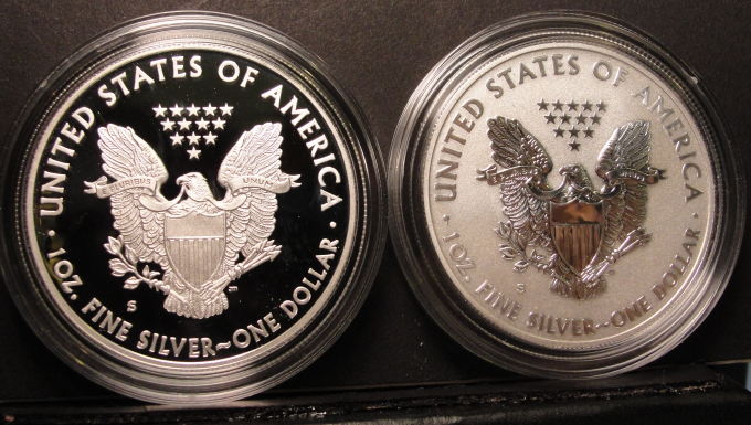 New-Silver-Eagle-SF-Mint-Two-Coin-Set