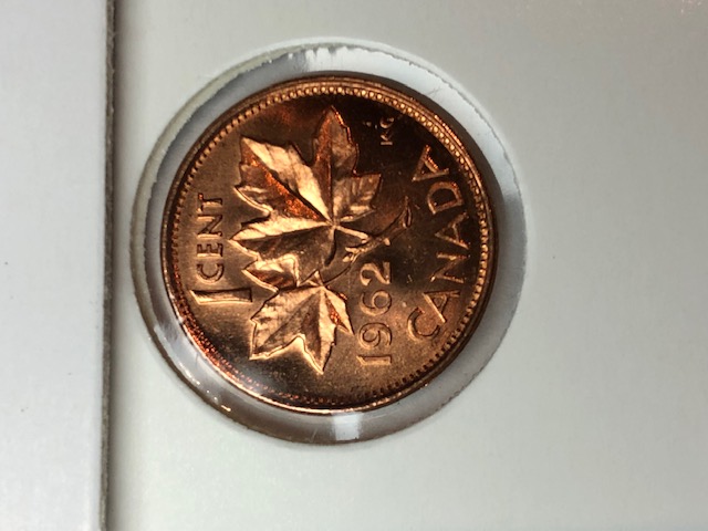 Question-On-Rim-Of-1962-Penny---Is-It-An-Error?