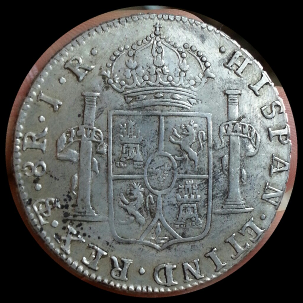 Golden-8-Reales-And-Another-Funny-Fake.