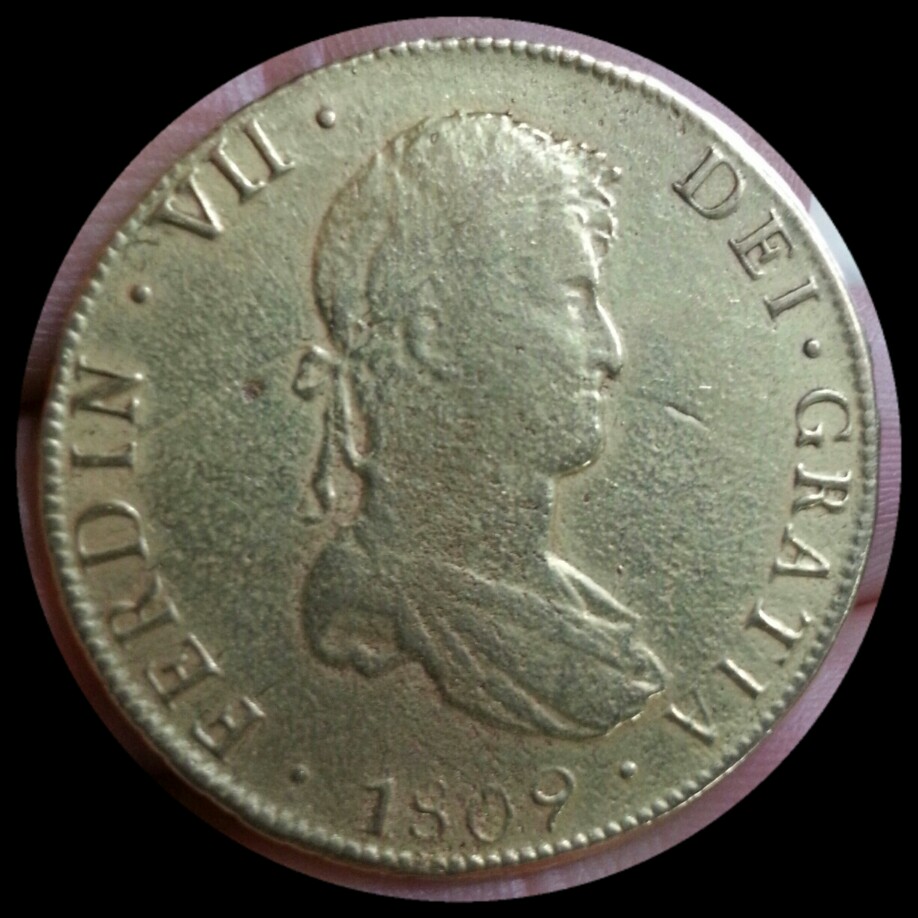 Golden-8-Reales-And-Another-Funny-Fake.