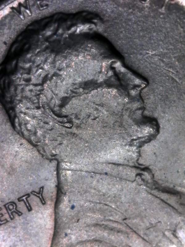 1983-D-Lincoln-Cent-Ear