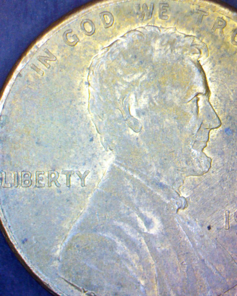 1989-LMC-With-Cracks-On-Opposite-Sides-Of-Reverse