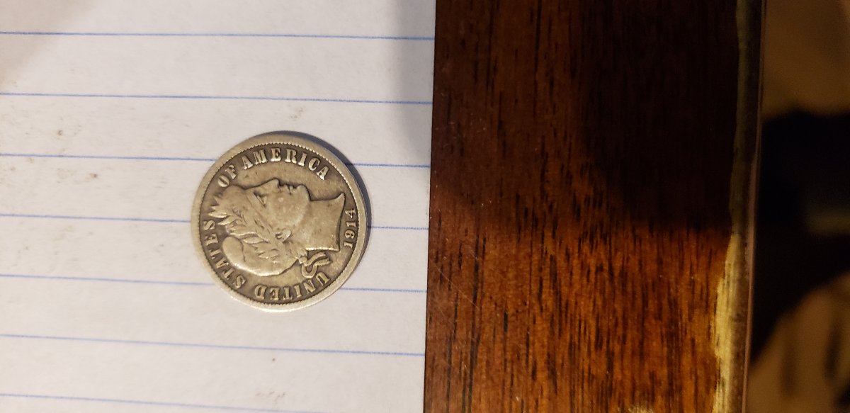 1914-Barber-Dime-,-Rim-Die-Off-Center-Or-Illusion?
