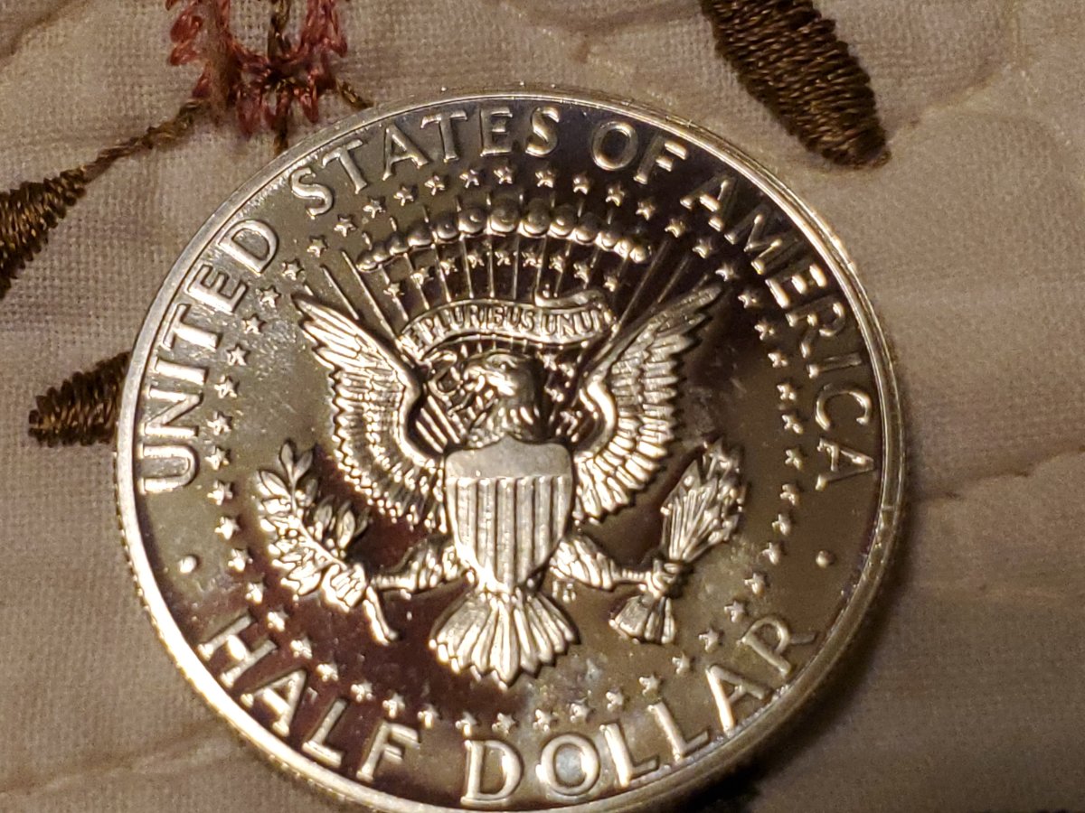 1964-JFK-Cameo-Or-Not?-I-Sure-Want-It-To-Be!
