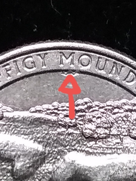 2017-D-Quarter-With-Unusual-Device-On-Reverse