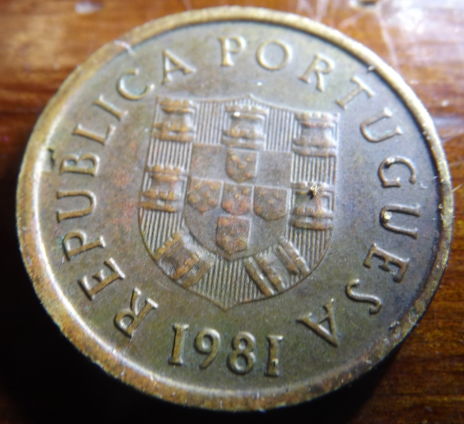Coinstar-Finds!-Including-Bank-Counters-And-Other-Machines