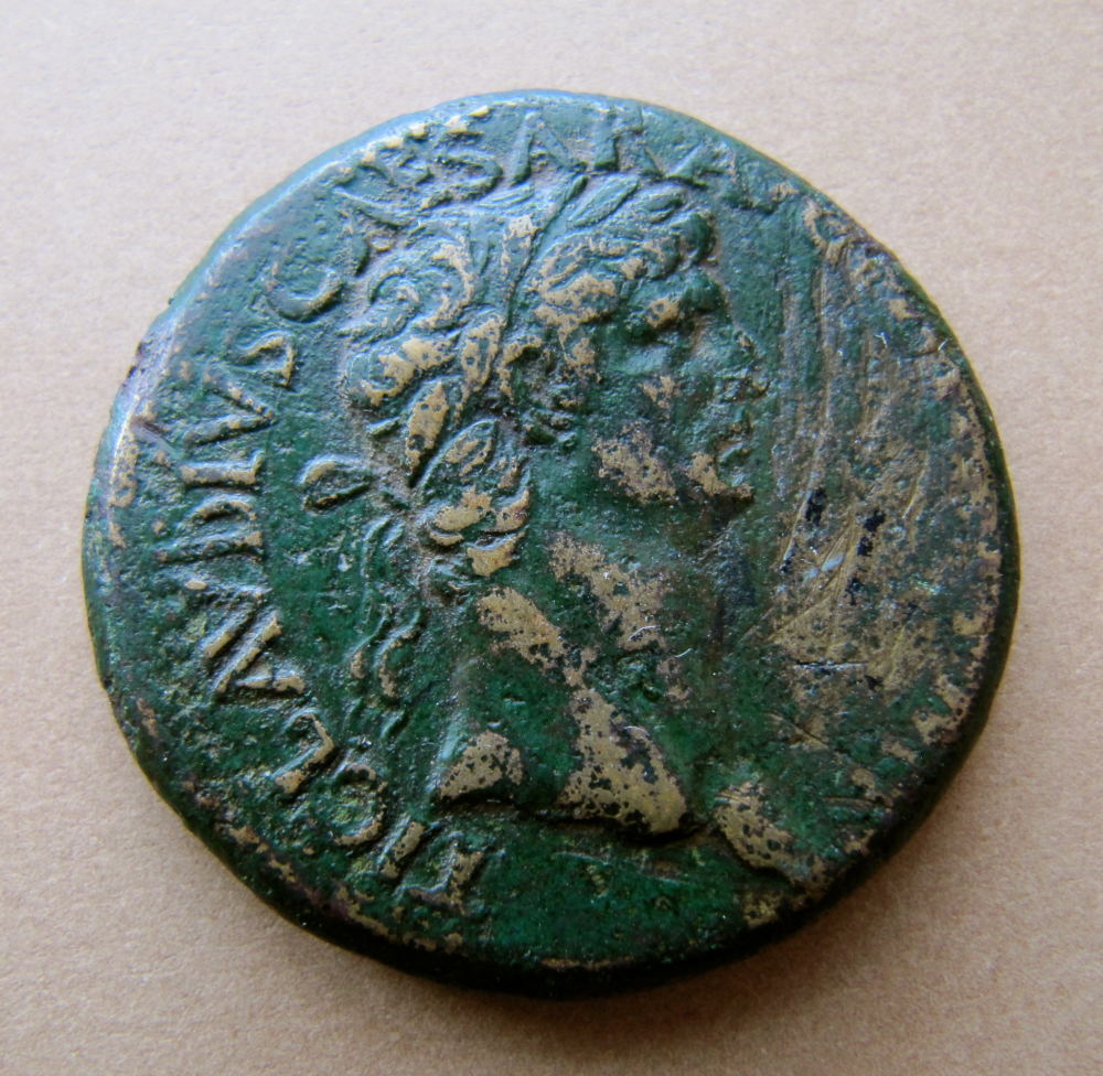 Claudius-Triumphal-Arch-Sestertius