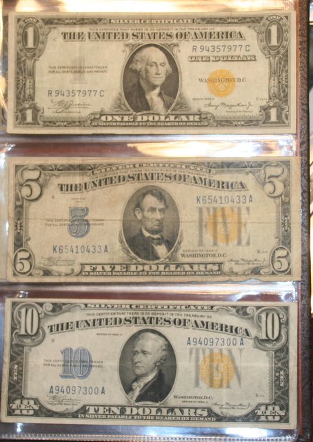 My-2nd-Currency-Album,-For-$2.00-And-Type-Small-Size-Bills