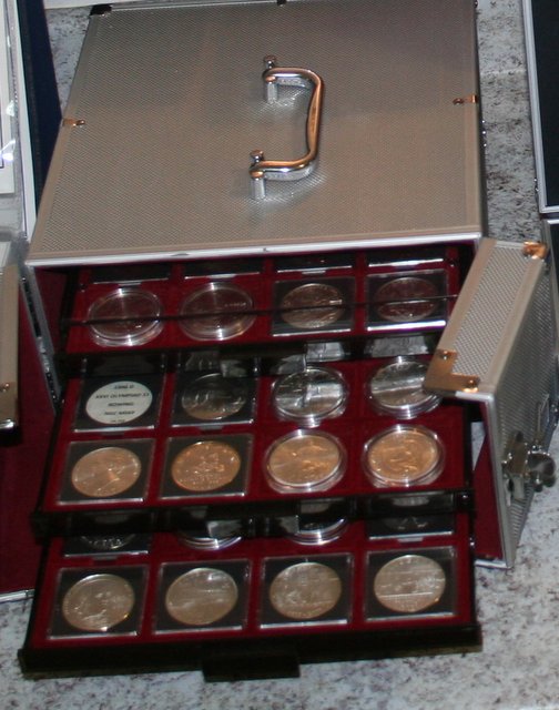 Suggestions-For-Storing/Displaying-Slabbed-Coins