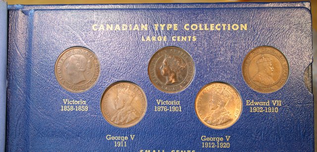 Canadian-Type-Set