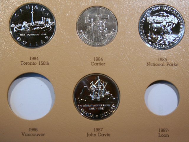 Dansco-Canadian-Type-Set-Canada's-7070