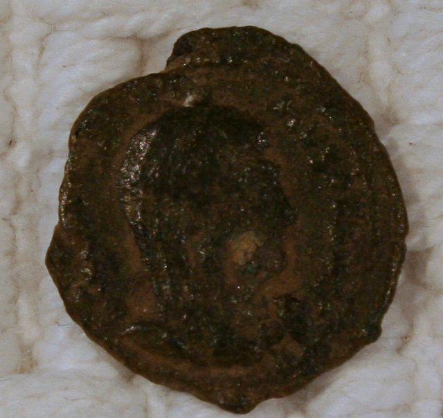 Ancient-Coin---Aelia-Flacilla---Id'd-As-Constantine-I
