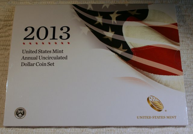 Post-Pictures-Of-USA-Sets-In-Original-Government-Packaging
