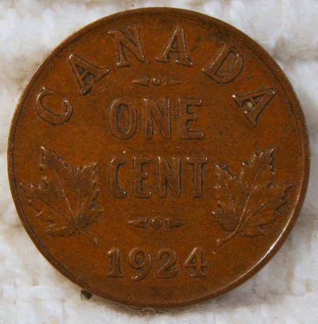 Grade-Opinions-On-1926-Near-And-Far-Nickels,-Plus-Cents