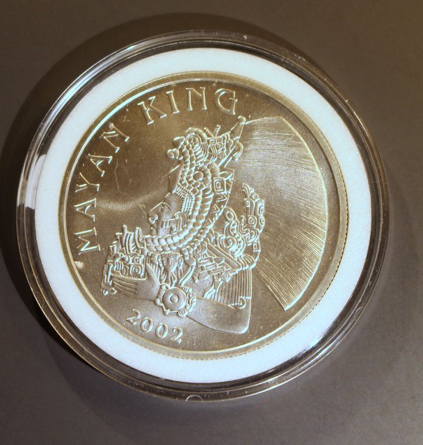 2002-Belize-One-Dollar,-Bullion-Or-?