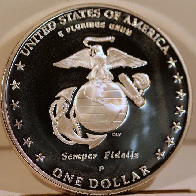 2005-P-Marine-Corps-Commemorative-Proof-Dollar