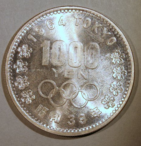 Large-Silver-Coins-USA-Or-Foreign