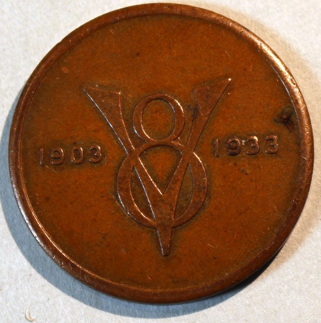 1933-Ford-Token-1903-V8-1933