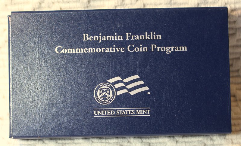 1998-S-Black-Patriot--And-2006-P-Franklin-Comm-Dollar
