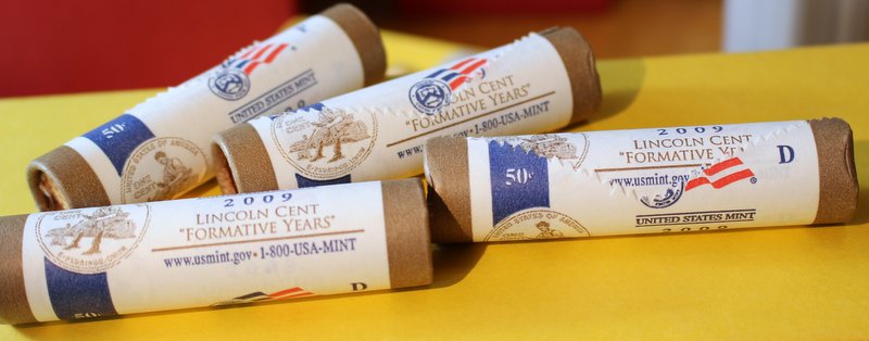 Different-Types-Of-Rolls,-Customer,-Fed-And-Mint