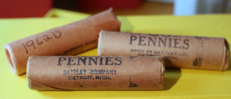 Different-Types-Of-Rolls,-Customer,-Fed-And-Mint