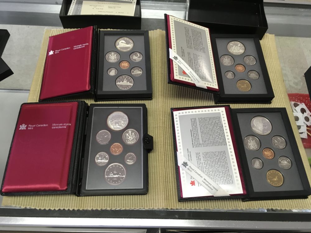 More-Canadian-Double-Dollar-Sets