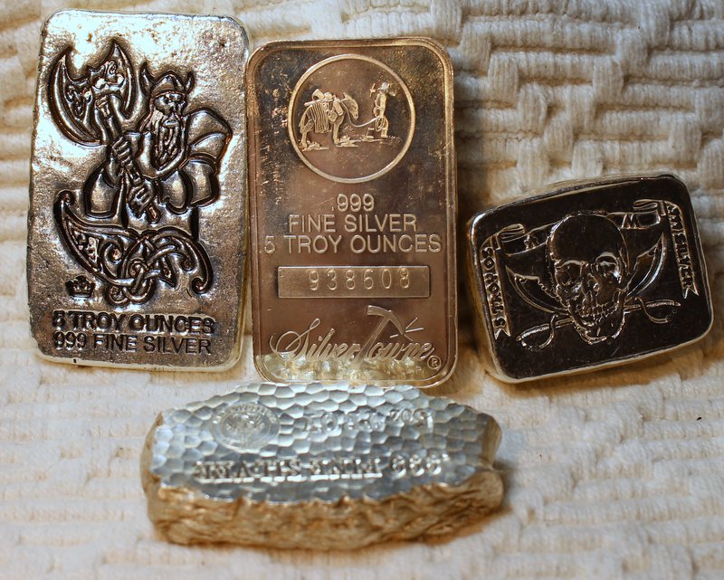 Started-My-Mini-Treasure-Chest-Today