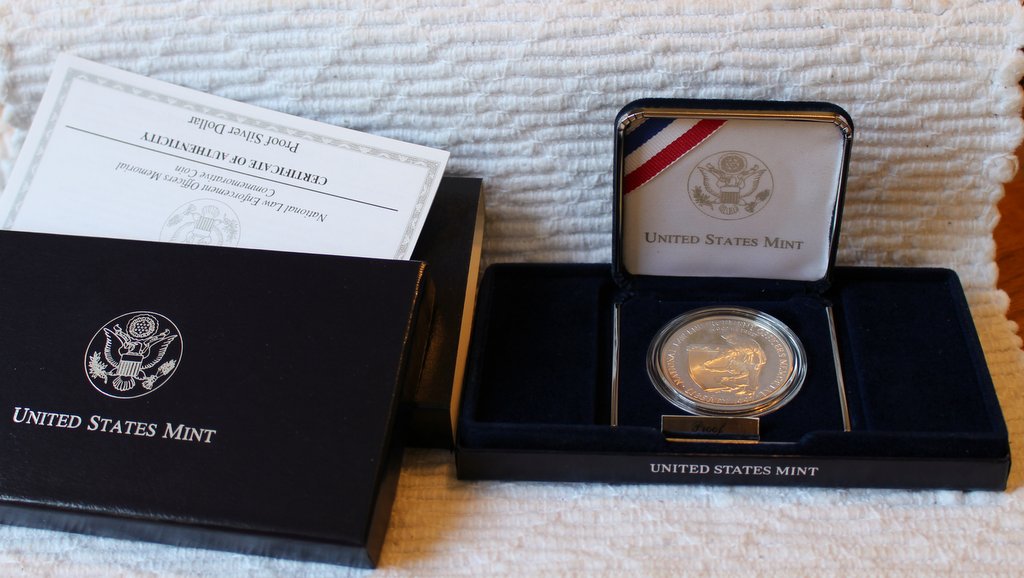 1997-P-Law-Enforcement-Commemorative-Dollar