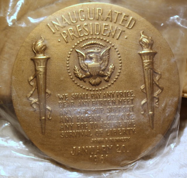 Picked-Up-Some-Large-Medals-Today.-US-Mint?