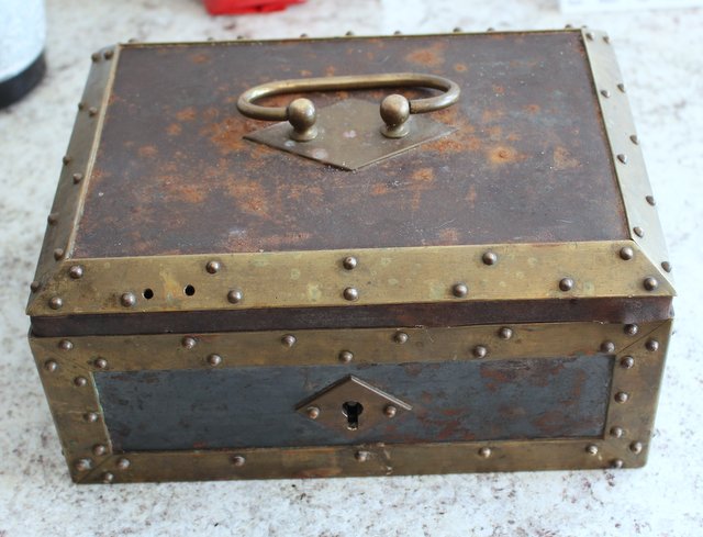 Picked-Up-A-Different-Treasure-Box-Today.