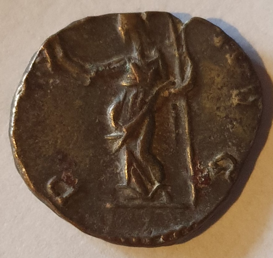 ID-Help-On-Curiously-Worn-Roman.