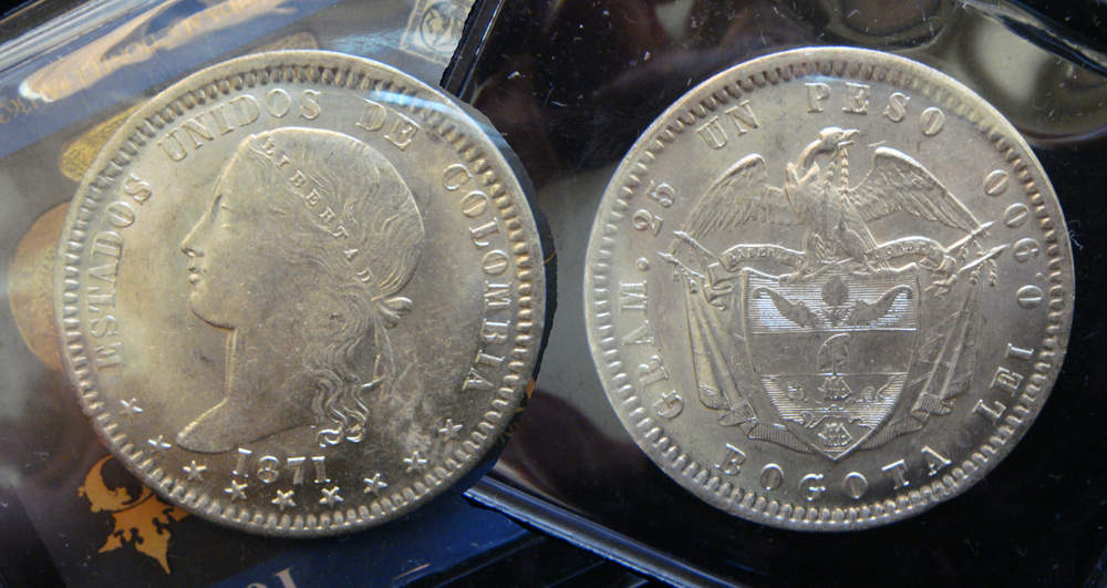 The-Edge-Inscription-Of-A-Colombian-Peso,-Need-Your-Help!