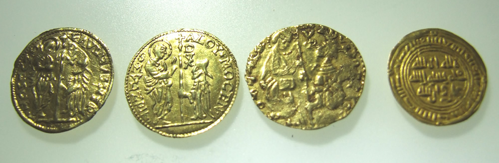 Help-With-Gold-Coin-Identification