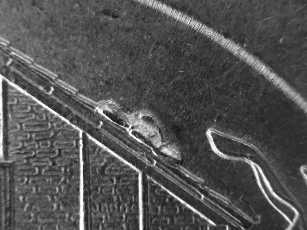 2015-P-25c-NE-Pretty-Large-Die-Chip