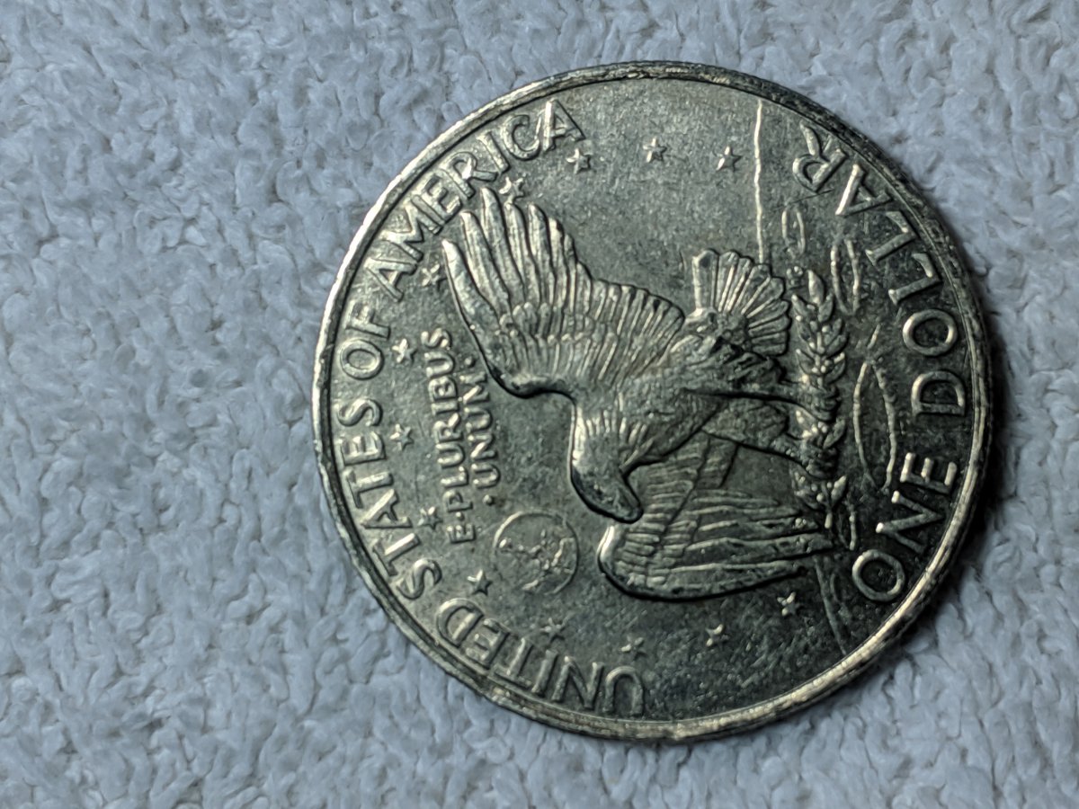 1972-D-Eisenhower-Dollar-Offset-Edge