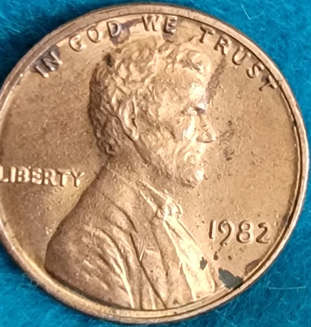 1982-P-Lincoln-Memorial-Cent-With-Ridges-On-The-Collar