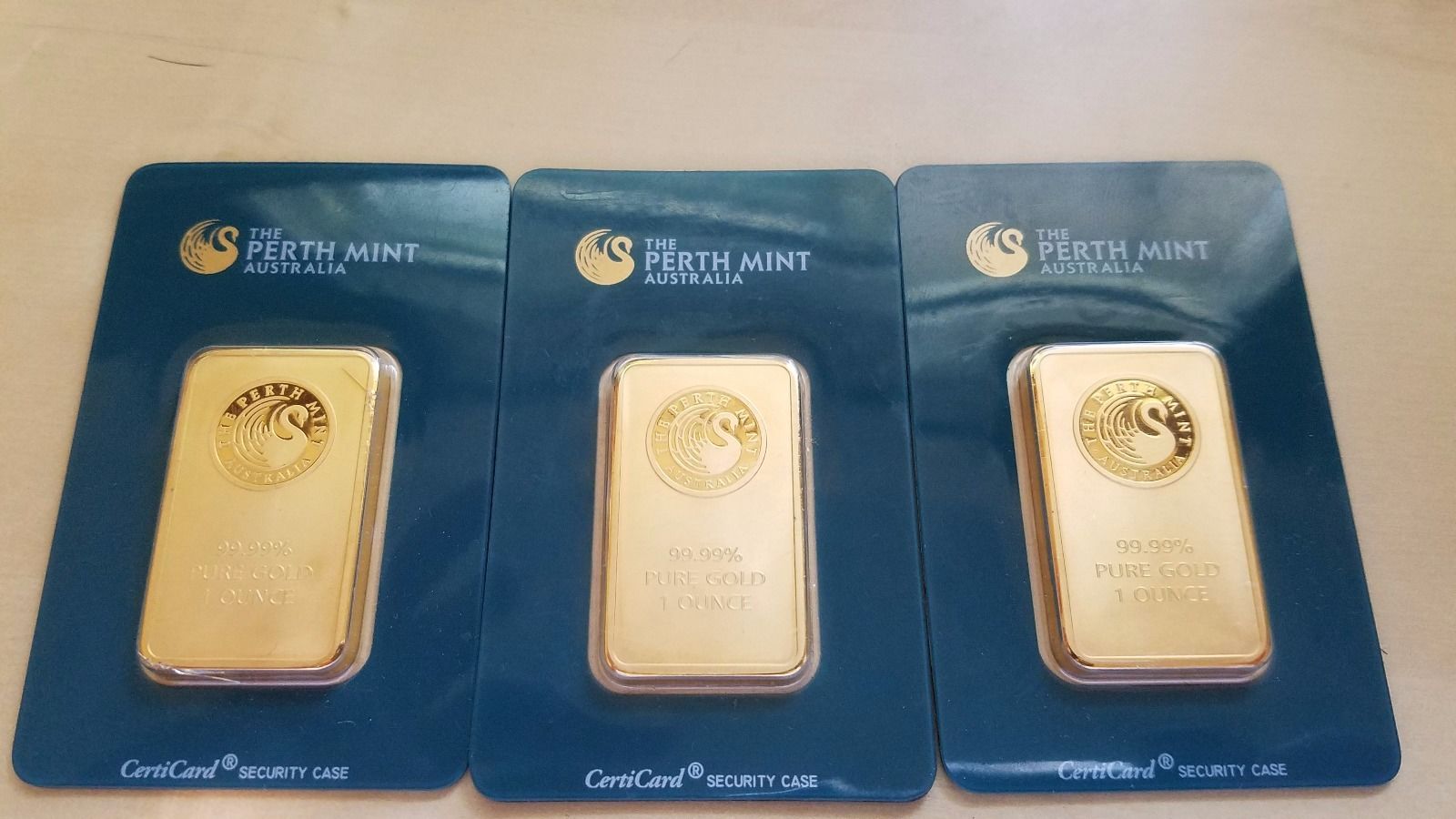 Counterfeit-Perth-1-Oz-Gold-Bars