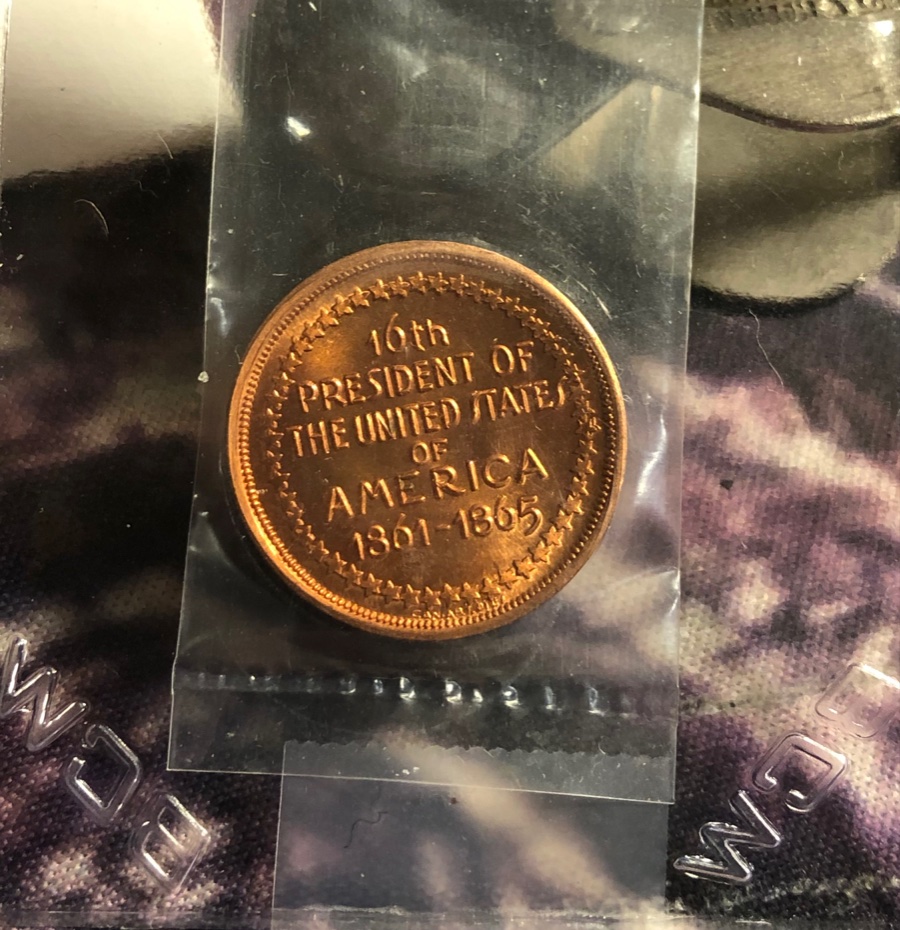 1965-Lincoln-Medal-Error-Over-Engraved-Date