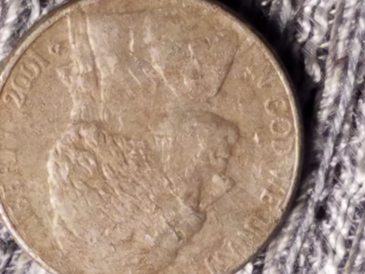 2001-D-Jefferson-Nickel-With-A-Hitchhiker