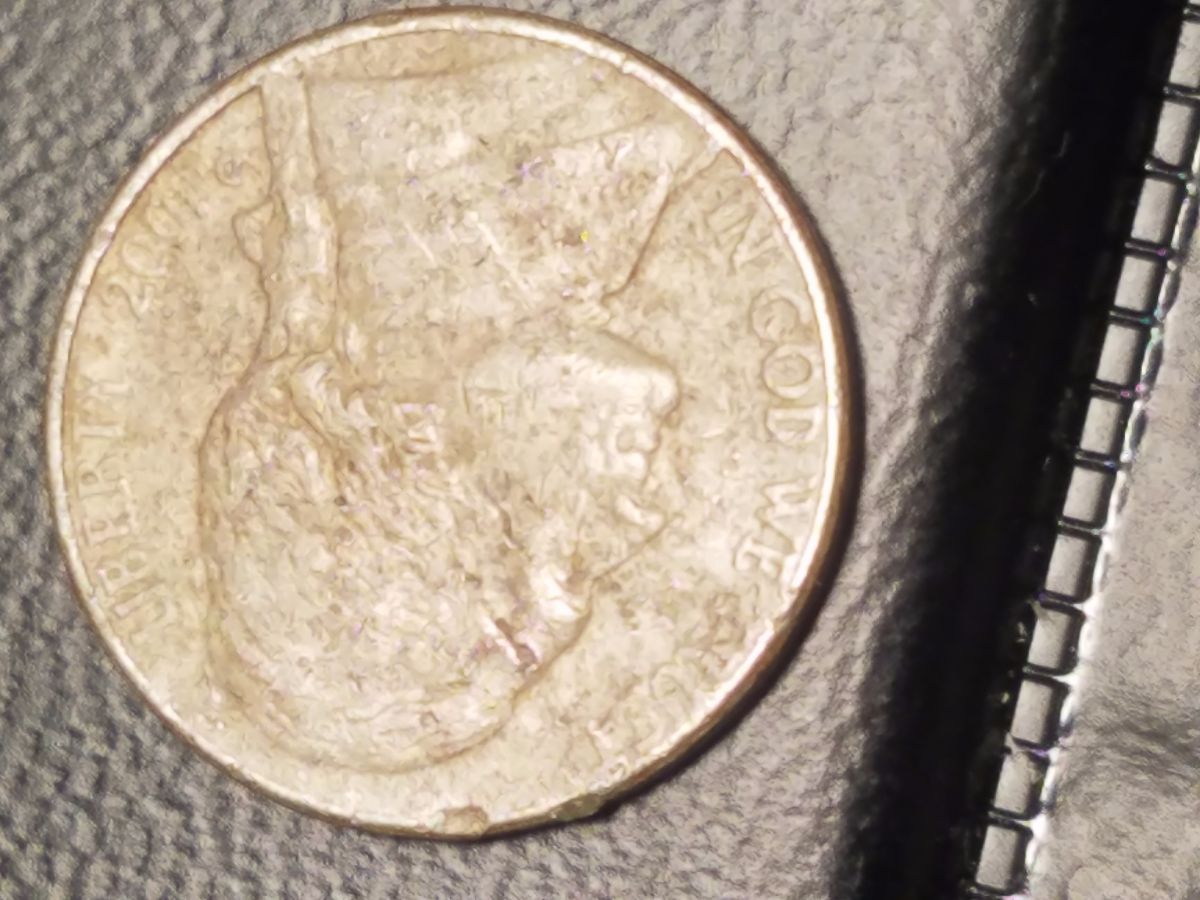 2001-D-Jefferson-Nickel-With-A-Hitchhiker
